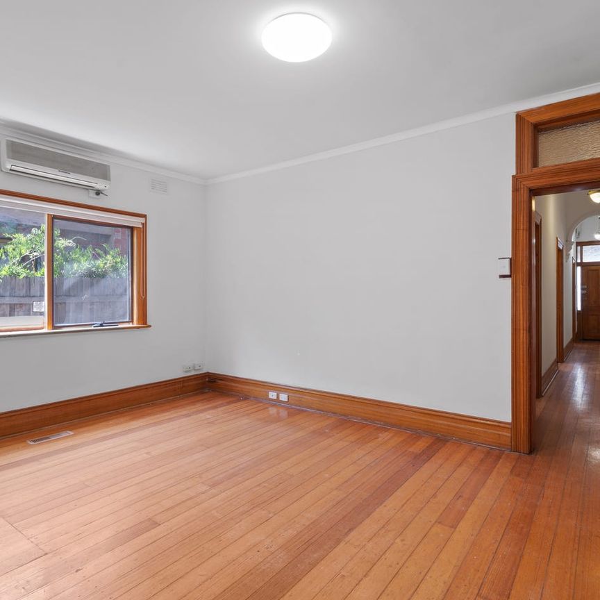 Three Bedroom Victorian Home Close To Chapel Street - Photo 1