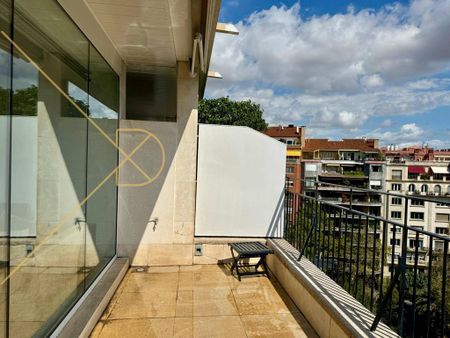 3 room luxury penthouse for rent in Barcelona, Spain - Photo 5