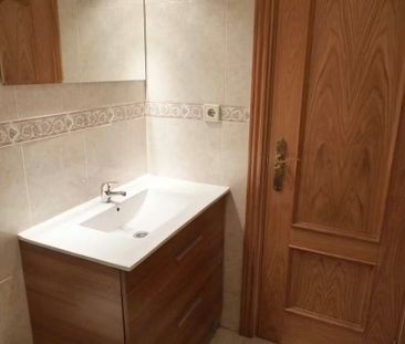 Calle Hortensia, Getafe, Community of Madrid 28903 - Photo 1