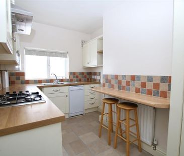 2 bedroom maisonette to rent - Photo 5