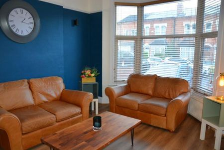 9 bedroom house to rent - Photo 2