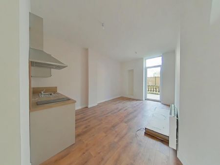 Location Appartement 2 pièces 38m² ROMANS SUR ISERE 26100 - Photo 3