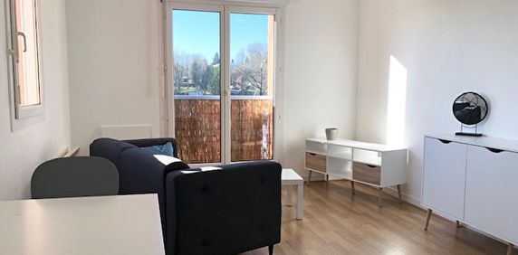 Location Appartement 2 pièces 36m² - Photo 2