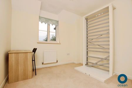 2 bedroom townhouse to rent - Photo 3