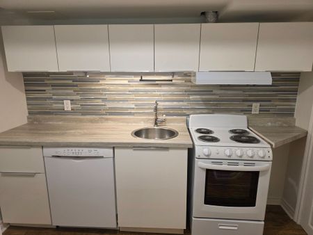 For Lease - 126 Vittorio De Luca Drive Unit# Lower, Vaughan, Ontario - Photo 4