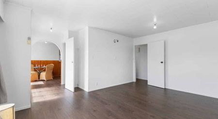 Central Location - Photo 3