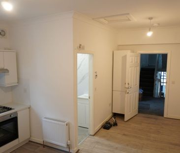 To Let : Studio Flat Yarm Lane, Stockton-on-Tees, TS18 1EW £725PCM ... - Photo 5