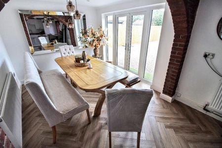 3 bedroom bungalow to rent - Photo 3