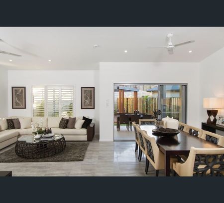 18 Sunset Place, Springfield Lakes, Qld 4300 - Photo 4
