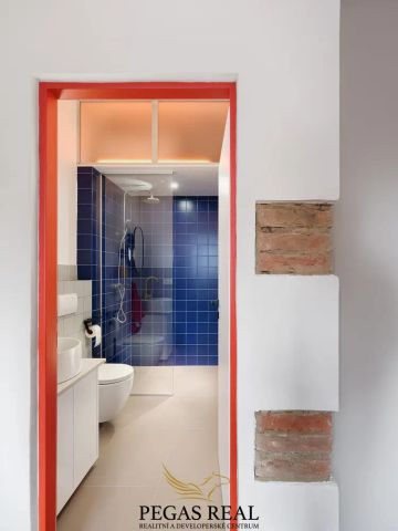 Pronájem kompletně zařízeného bytu 1KK 28 m - Fotografie 5