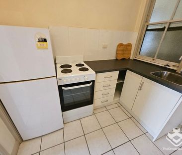 2-Bedroom Unit for Rent - 100 Wellington Rd, East Brisbane QLD 4169 - Photo 5