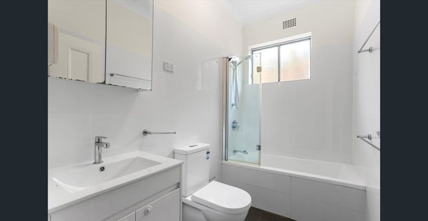 Ideal Location - Photo 1