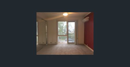 Ideal Location Family Home - Walk to School - Photo 3