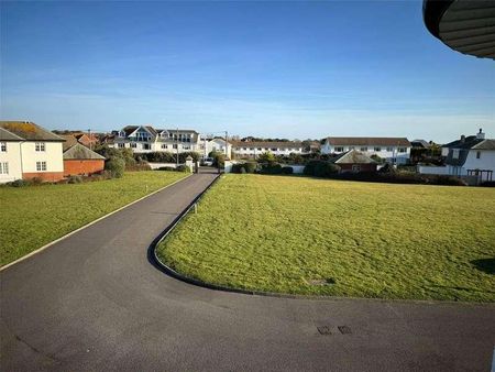 Westover Road, Milford On Sea, Lymington, Hampshire, SO41 - Photo 3