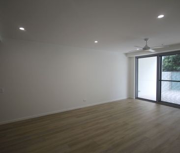 Luxury Apartment in the Heart of Maroochydore! - Photo 3