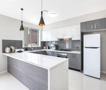 MODERN AND SPACIOUS Four Bedroom Family Townhouse IN PONDS HIGH SCH... - Photo 6