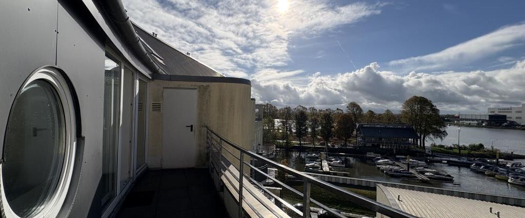 3-Zimmer-Wohnung in Bremen-Rönnebeck mit Balkon und Wesernah! - Photo 1