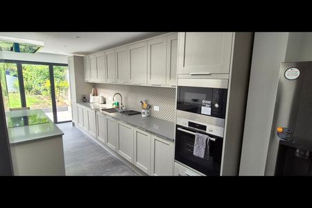 Studio Flat, Sparkbridge Road, HA1 - Photo 4