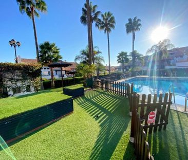 4 room luxury House for rent in Marbella, Andalusia - Photo 4