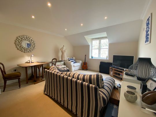 2 bedroom apartment to rent Tabrams Pitch, Nailsworth, Stroud, Gloucestershire, GL6 - Photo 1