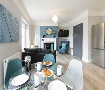 1 bedroom in a flat share to rent - Photo 4