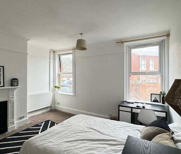 West Parade - Bed, LN1 - Photo 4