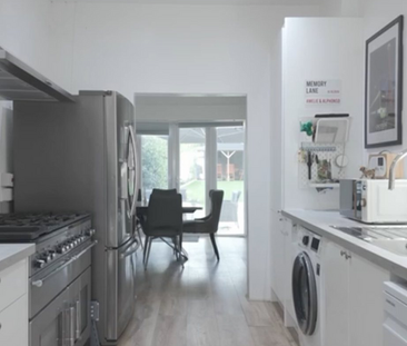 1 bedroom in a house share to rent - Photo 5