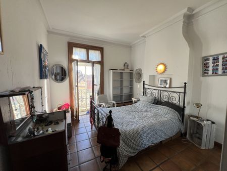 Location Appartement 4 pièces 99m² SETE 34200 - Photo 3