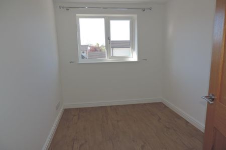 3 bedroom property to rent - Photo 3