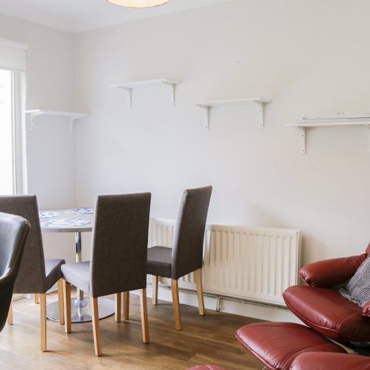 Bed for rent in 4-bedroom house, Stoneybatter, Dublin - Photo 1