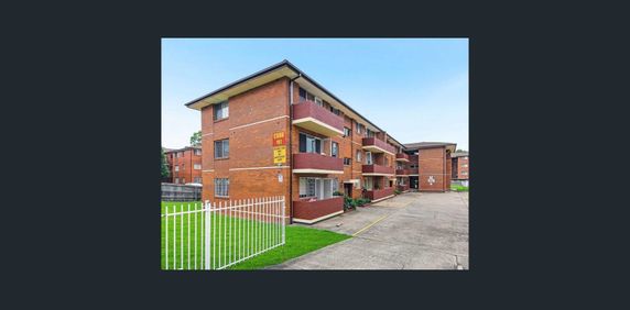 11/192 Sandal Crescent, Carramar, NSW 2163 - Photo 2