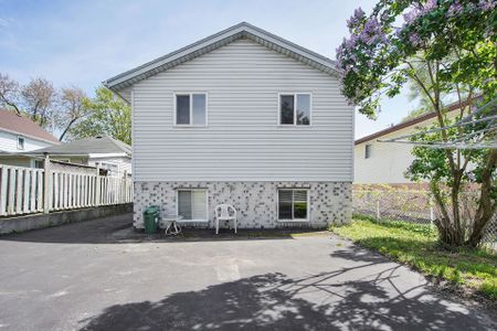 For Lease - 730 Walker Street Unit# 1, London East, Ontario - Photo 2