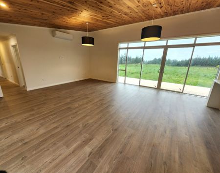 COUNTRY BUMPKIN - SARONA PARK - Photo 2