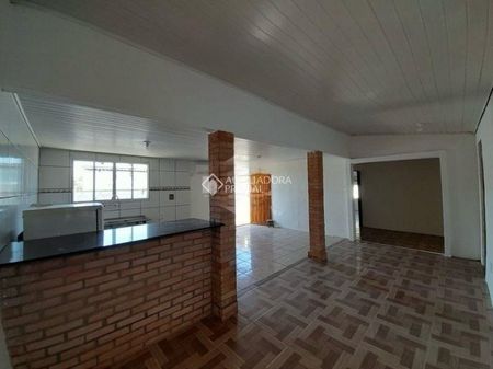 Casa com 4 quartos e 110m² para alugar em Centro, Canoas. - Foto 4