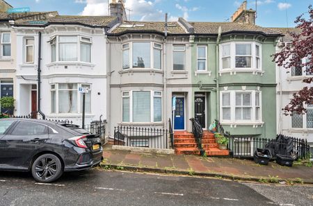 5 bedroom terraced house to rent - Photo 4