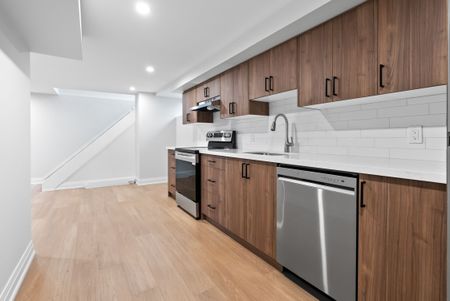 For Lease - 525 Larry Avenue, Oshawa, Ontario - Photo 5