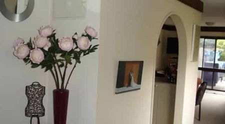 City Centre, private sunny location - Photo 5