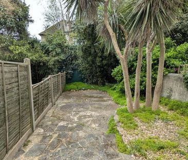 2 bedroom ground floor flat to rent - Photo 5