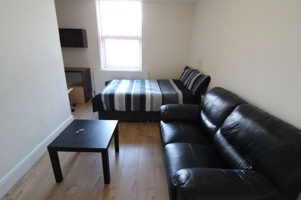 Fylde Road, Preston - Photo 1