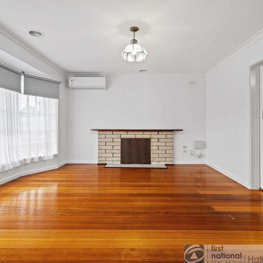 18 Kinnoul Avenue, Keysborough - Photo 1