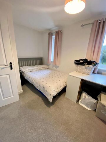 2 bedroom semi-detached house to rent - Photo 2