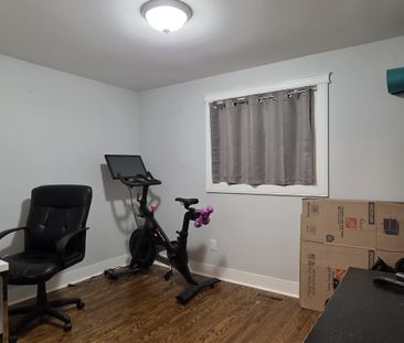 For Lease - 31 JEFFREY Street Unit# Upper, Barrie, Ontario - Photo 2