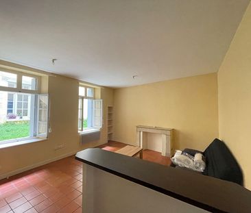 Location Appartement 1 pièce 30m² - Photo 2