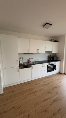 NEUBAU - 2‑Zimmer‑Wohnung mit Balkon, Küche und Schrankraum - Photo 4