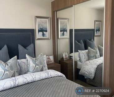 2 bedroom end of terrace house to rent - Photo 4