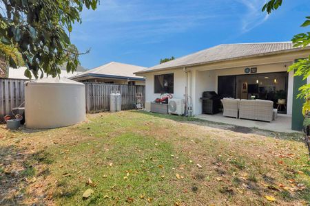 CHARMING FAMILY HOME IN ANDERGROVE - Photo 3