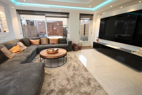 Te huur: Huis Elandenburg 17 in Barendrecht - Photo 1