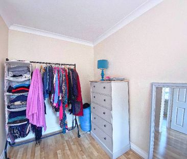 The Barons, Station Road, Frimley, Camberley, Surrey, GU16 - Photo 3