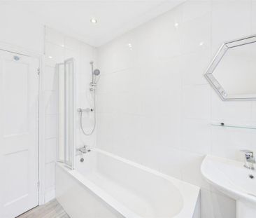 3 bedroom semi-detached house to rent - Photo 6