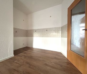 Chemnitz• Bernsdorf • 2 Zimmer • mit Balkon • Tageslichtbad • Stell... - Foto 6